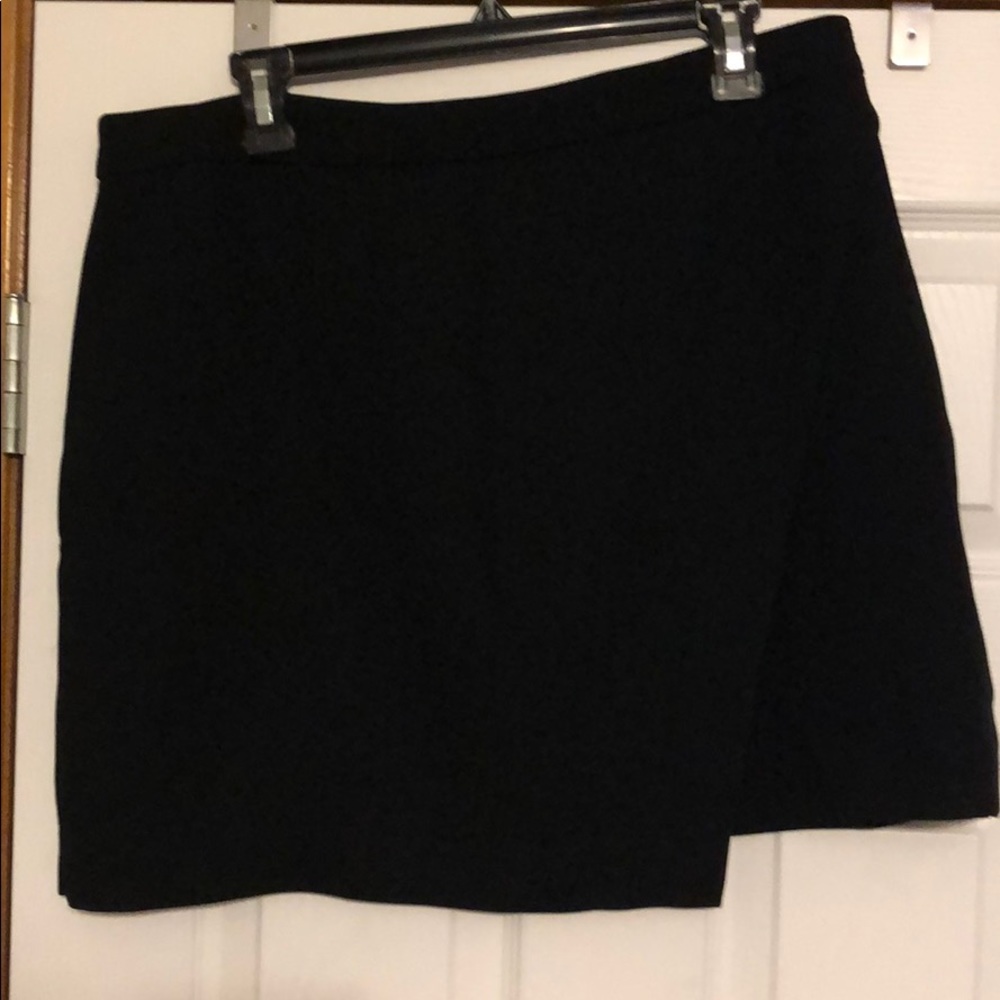 Banana Republic Black Skirt excellent condition